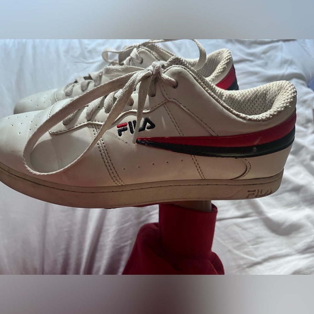 Fila Sneakers, Size 6, Color White